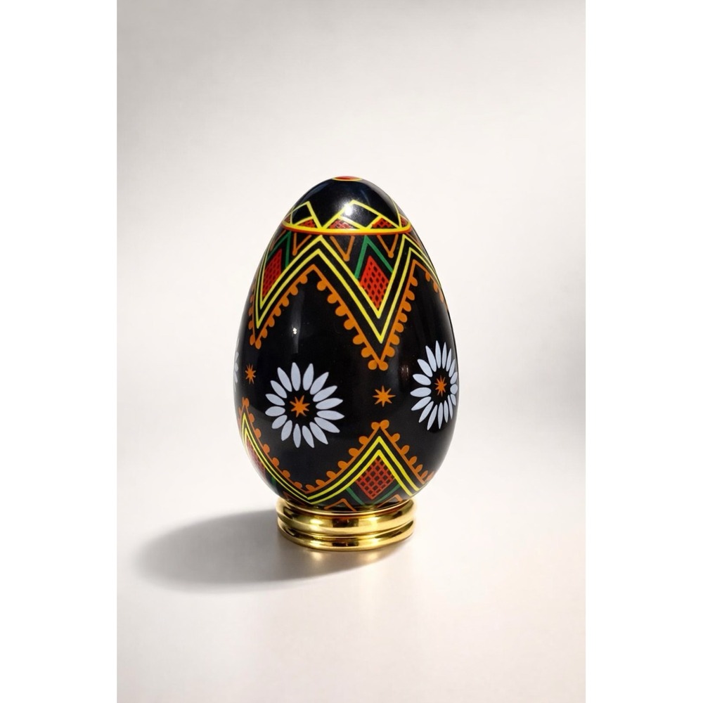 Vintage Ukrainian Porcelain Egg – Franklin Mint (1988)